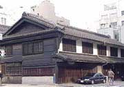 コニシ（旧小西儀助商店）
